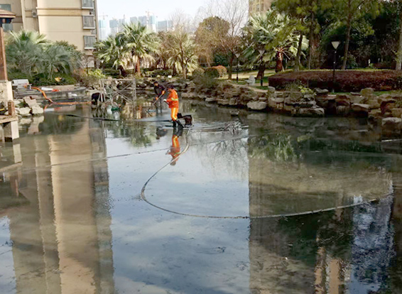 莫力达瓦景观池淤泥清理